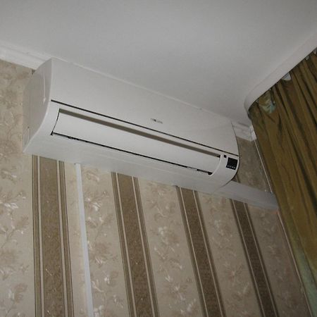 Diplomat Aparthotel Киев Екстериор снимка