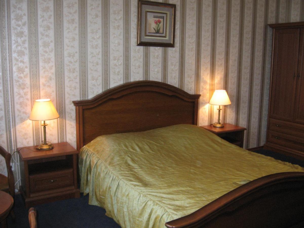 Diplomat Aparthotel Киев Стая снимка